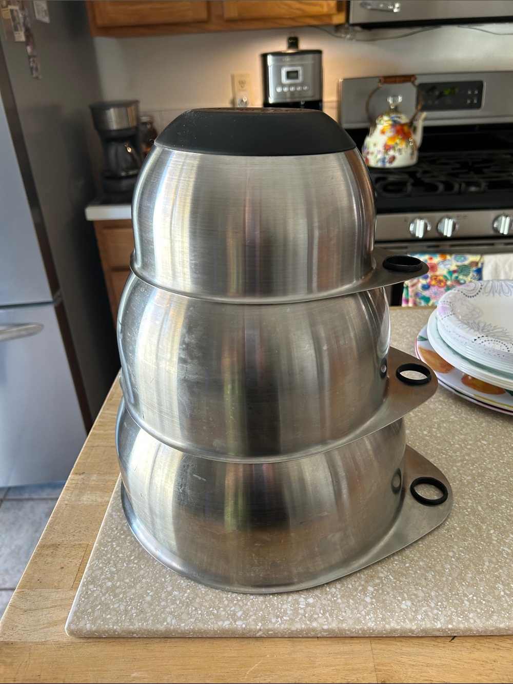 Pampered chef Stainless Steel Nesting Mixing Bowls with Pour Spouts exc cond - Picture 8 of 11